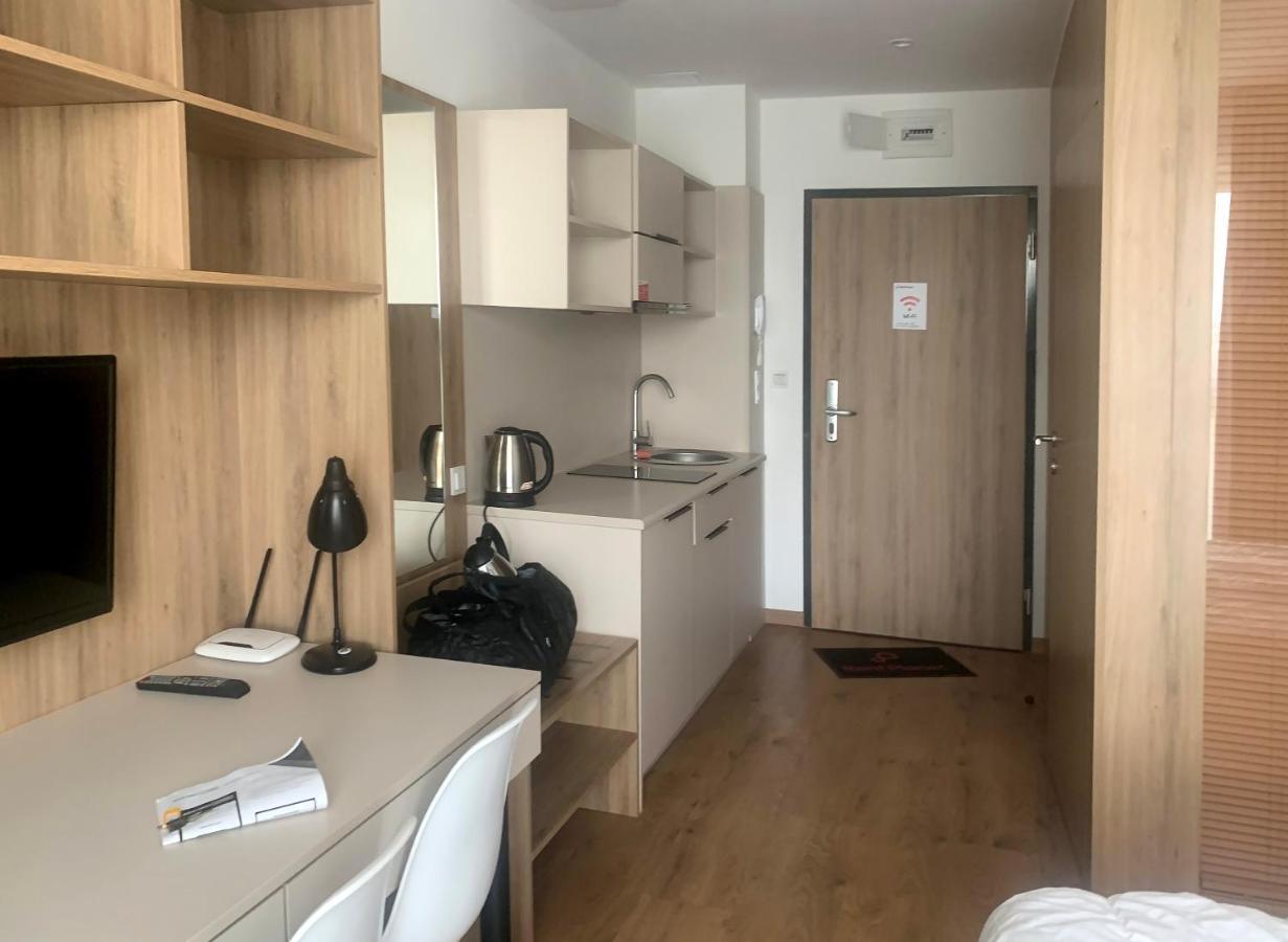 404 Rooms Wolska Apartament Warszawa Eksteriør bilde